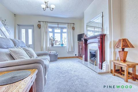 2 bedroom semi-detached house for sale, Williamthorpe Road, Chesterfield S42