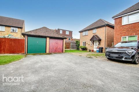 4 bedroom detached house for sale, Chalkdown, Stevenage
