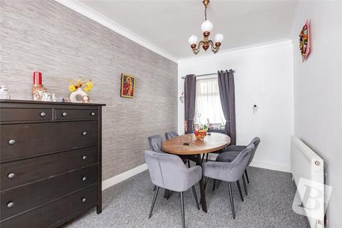 3 bedroom terraced house for sale, Douglas Road, Hornchurch, RM11
