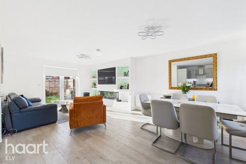 undefined, Newnham Chase, Littleport