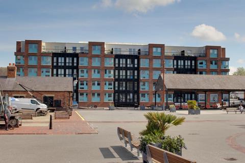 undefined, Barge Arm, Gloucester Docks