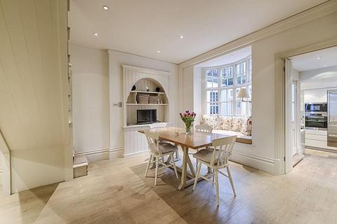 undefined, Egerton Place, London, SW3