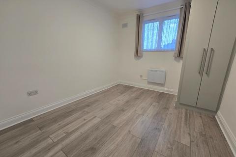 2 bedroom flat to rent, All Souls Avenue, London, Greater London, NW10