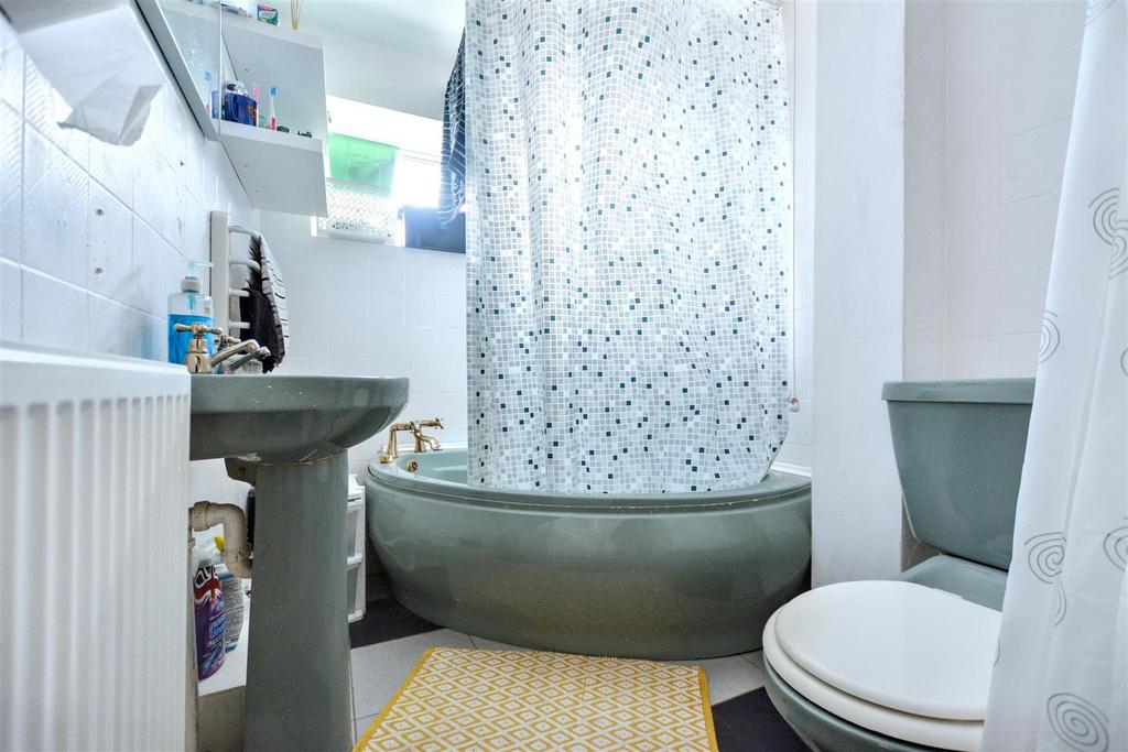 Bathroom.jpeg