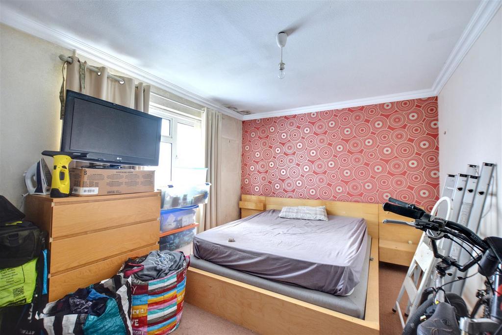 Bedroom 1.jpeg