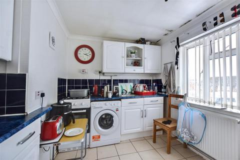 2 bedroom maisonette for sale, Bedford Court, Stapleford