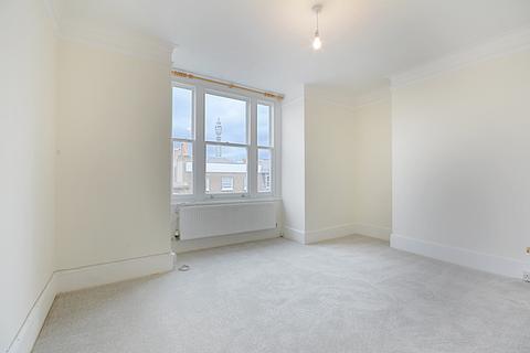 2 bedroom flat to rent, Harley Street, Marylebone Village, London W1
