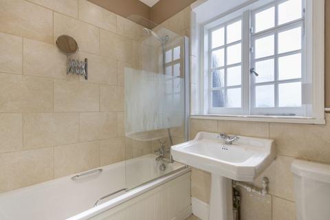 2 bedroom flat to rent, Harley Street, Marylebone Village, London W1