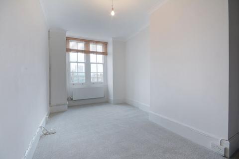 2 bedroom flat to rent, Harley Street, Marylebone Village, London W1