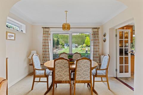 4 bedroom detached house for sale, Blount Avenue, East Grinstead RH19