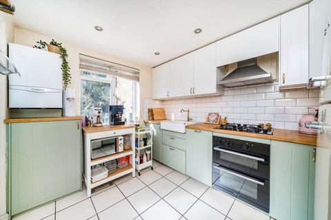2 bedroom flat for sale, Greyhound Road, London W6