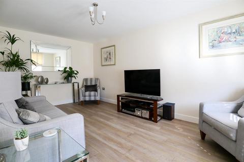 4 bedroom detached house for sale, Aintree Avenue, Barleythorpe LE15