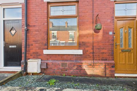 2 bedroom terraced house to rent, Grosvenor Road, Hyde, SK145AB