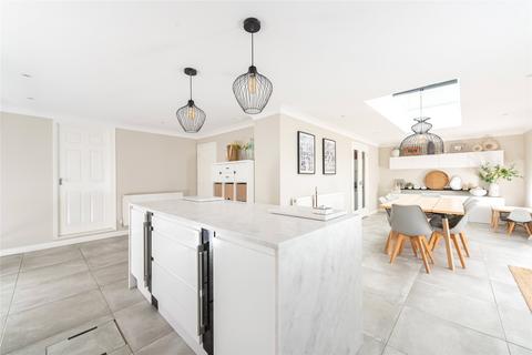 4 bedroom terraced house for sale, Kilpin Green, North Crawley, Buckinghamshire, MK16