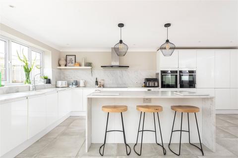 4 bedroom terraced house for sale, Kilpin Green, North Crawley, Buckinghamshire, MK16