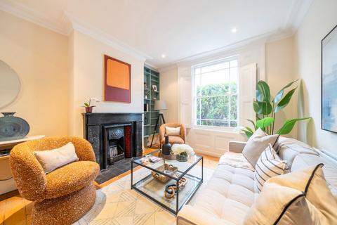 3 bedroom terraced house for sale, Elm Park, London, SW2