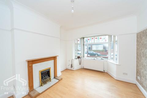 3 bedroom semi-detached house to rent, Stephen Street, Lytham St. Annes, Lancashire