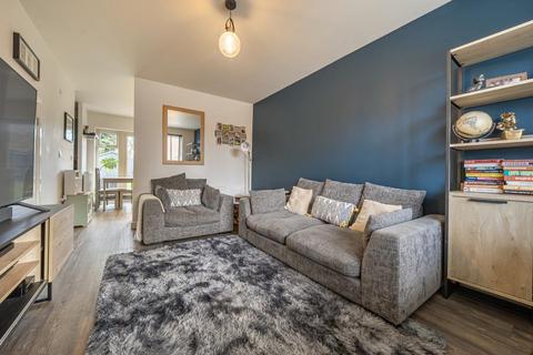 2 bedroom semi-detached house for sale, Banbury,  Oxfordshire,  OX16