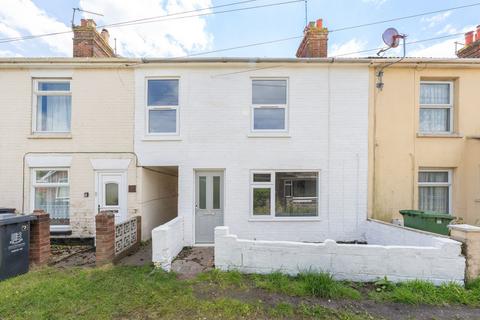 3 bedroom terraced house to rent, Jubilee Terrace, Caister-On-Sea, NR30