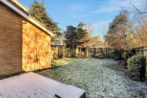 3 bedroom link detached house for sale, Knightwood Park