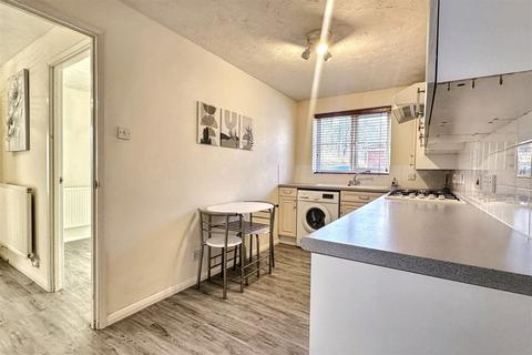 3 bedroom link detached house for sale, Knightwood Park
