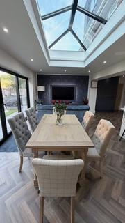 5 bedroom detached house to rent, Osborne Road, Southport, PR8