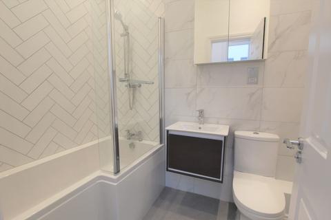 1 bedroom flat to rent, 11/13 New Street, St Helier
