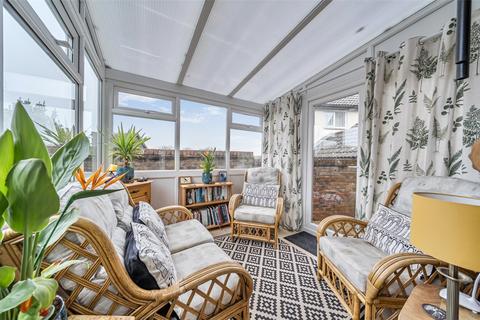 3 bedroom detached house for sale, Squires Hill Close, Woodshaw, Royal Wootton Bassett, Wiltshire, SN4