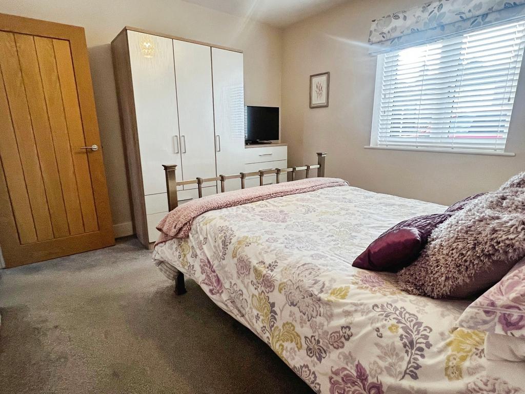 Bed  1