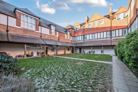 2 bedroom flat for sale, St. Mary's, Wantage, OX12