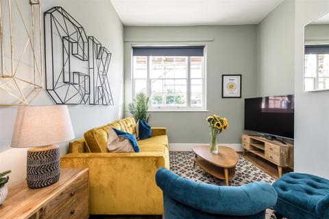 2 bedroom apartment to rent, 41 Catharine Street, Liverpool
