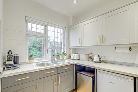 3 bedroom semi-detached house for sale, Earls Hall Avenue, Southend-on-sea, SS2