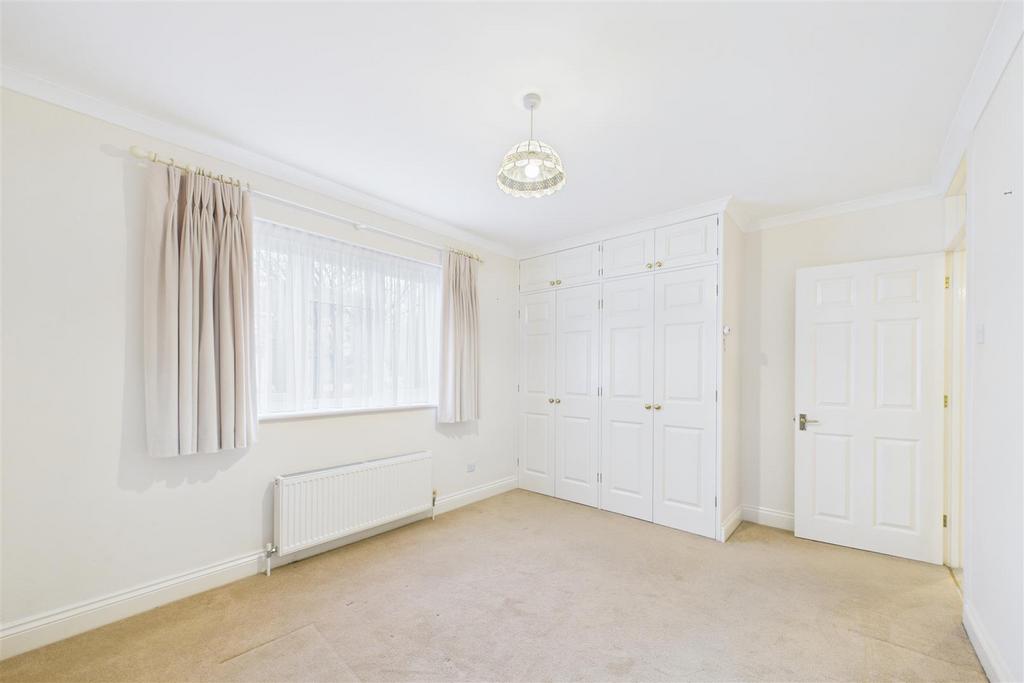 2nd Bedroom