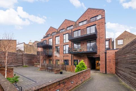 3 bedroom apartment for sale, Sydenham Road, Sydenham, London, SE26