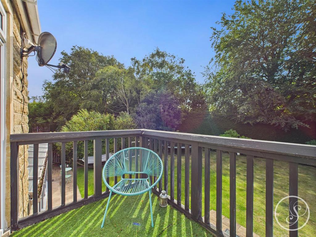 Balcony - Bed 1