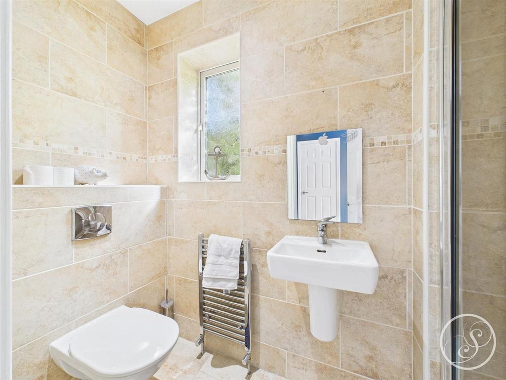 En-suite Bed 3