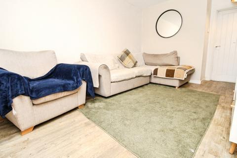 undefined, Pattle Close, Upper Lighthorne, CV33