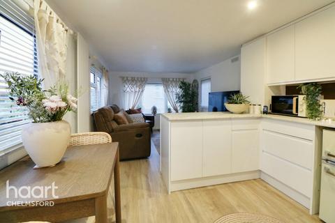 undefined, East Avenue, Chelmsford