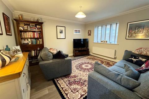 4 bedroom terraced house to rent, Wimborne