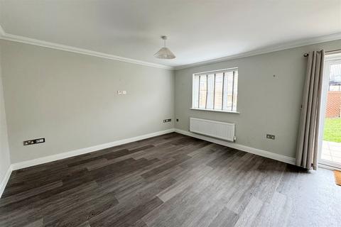 4 bedroom terraced house to rent, Wimborne