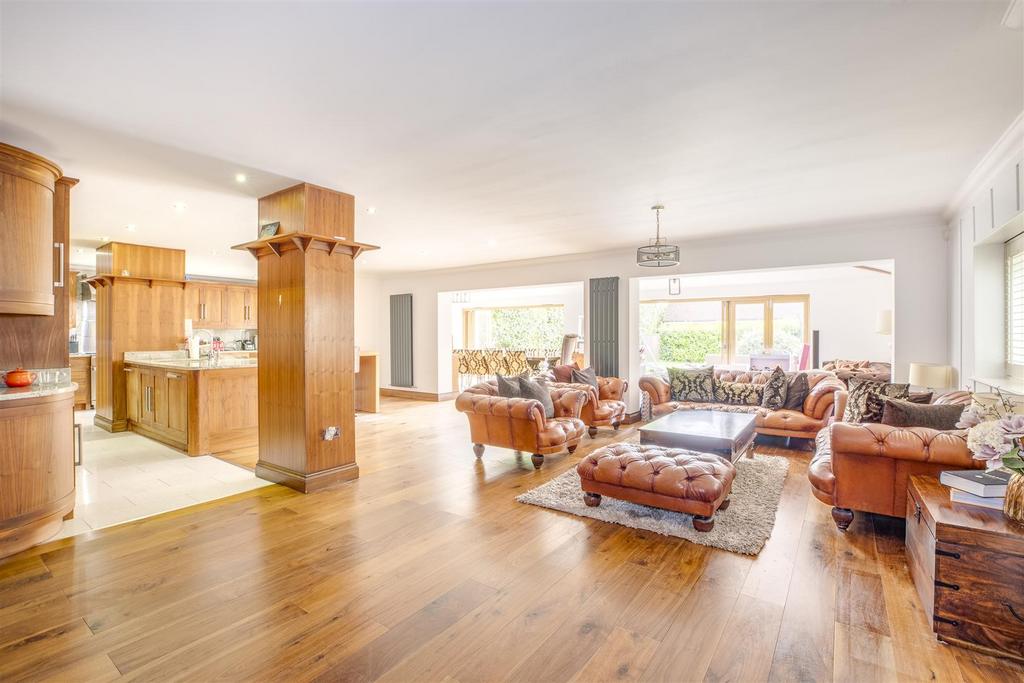 27 Marlow Road, HP11 1 TA-8.jpg