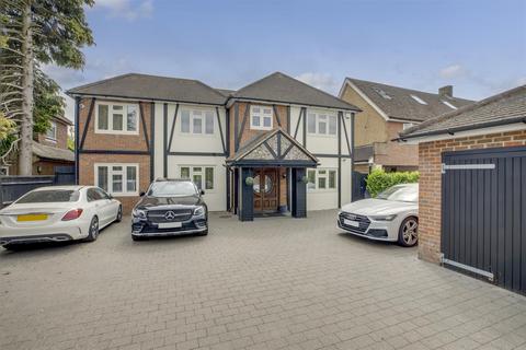 undefined, Marlow Road, High Wycombe HP11