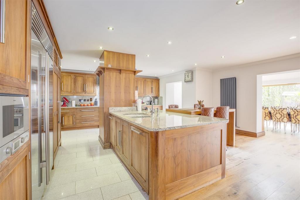 27 Marlow Road, HP11 1 TA-9.jpg