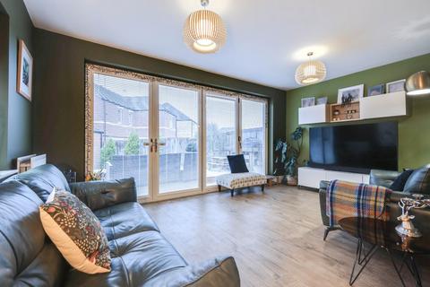 4 bedroom detached house for sale, West Wood View, Apperley Bridge, Bradford, West Yorkshire, BD10
