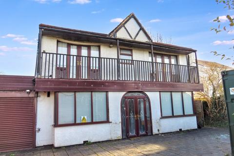 5 bedroom detached house for sale, Fleetwood Road South, Thornton-Cleveleys, FY5