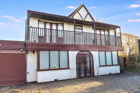 5 bedroom detached house for sale, Fleetwood Road South, Thornton-Cleveleys, FY5