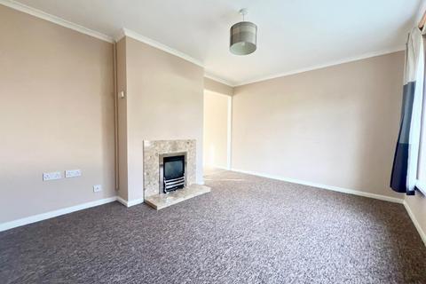 3 bedroom semi-detached house to rent, Barnes Hall Road, Burncross, Sheffield, S35 1RF