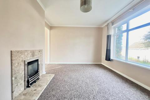 3 bedroom semi-detached house to rent, Barnes Hall Road, Burncross, Sheffield, S35 1RF