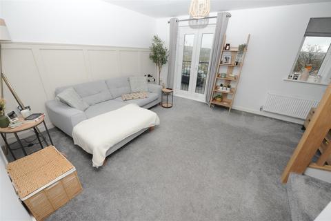 4 bedroom semi-detached house for sale, Cote Road, Cote Farm, Thackley, Bradford