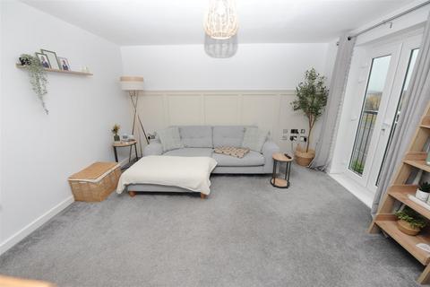 4 bedroom semi-detached house for sale, Cote Road, Cote Farm, Thackley, Bradford